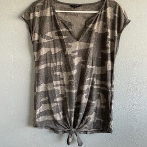 Lucky front tie top